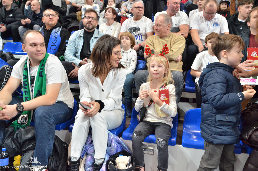 Kibice na meczu Anwil - Legia Warszawa