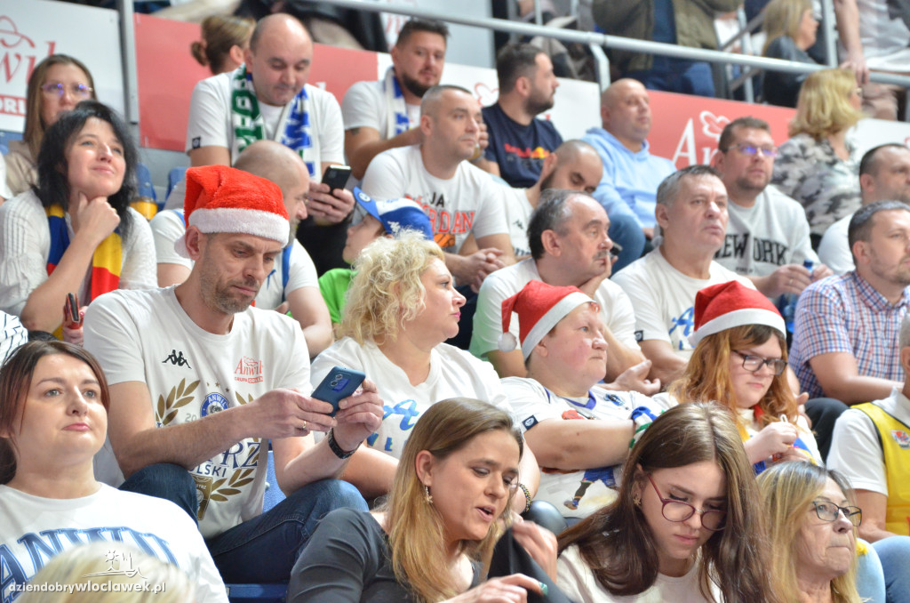 Kibice na meczu Anwil - Legia Warszawa