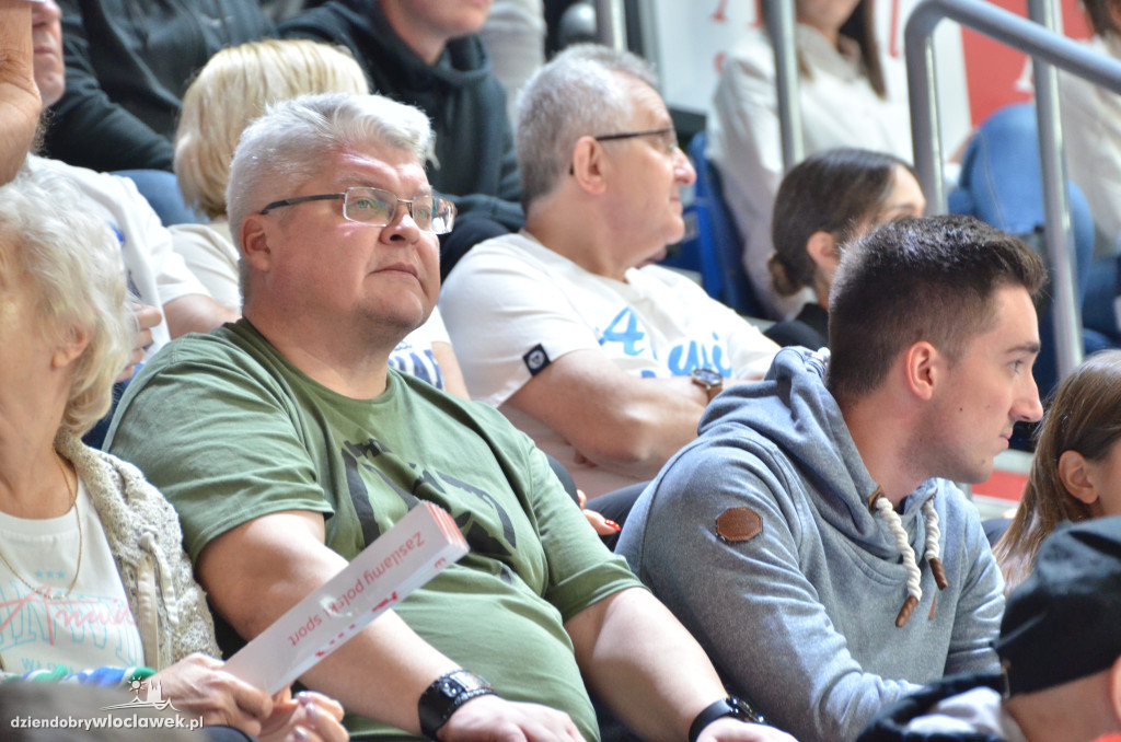 Kibice na meczu Anwil - Legia Warszawa