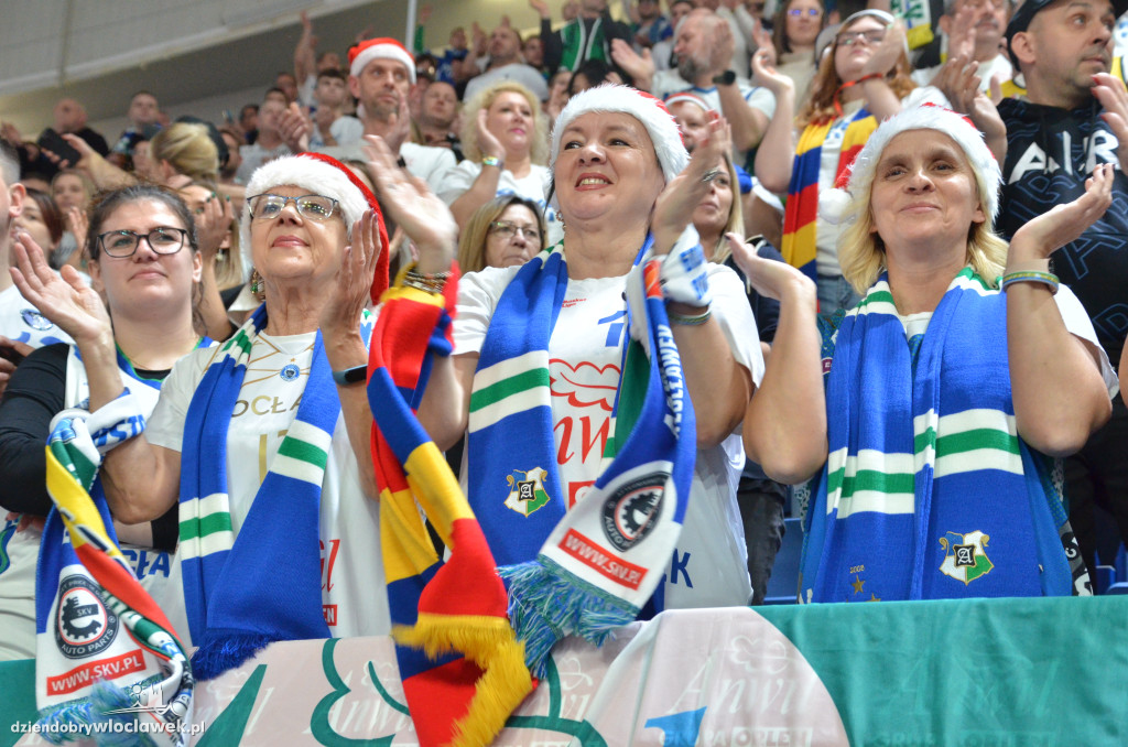 Kibice na meczu Anwil - Legia Warszawa