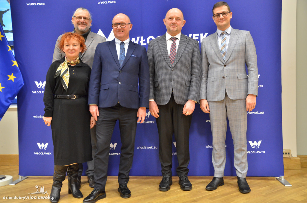 Wojewoda i marszałek we włocławskim  ratuszu