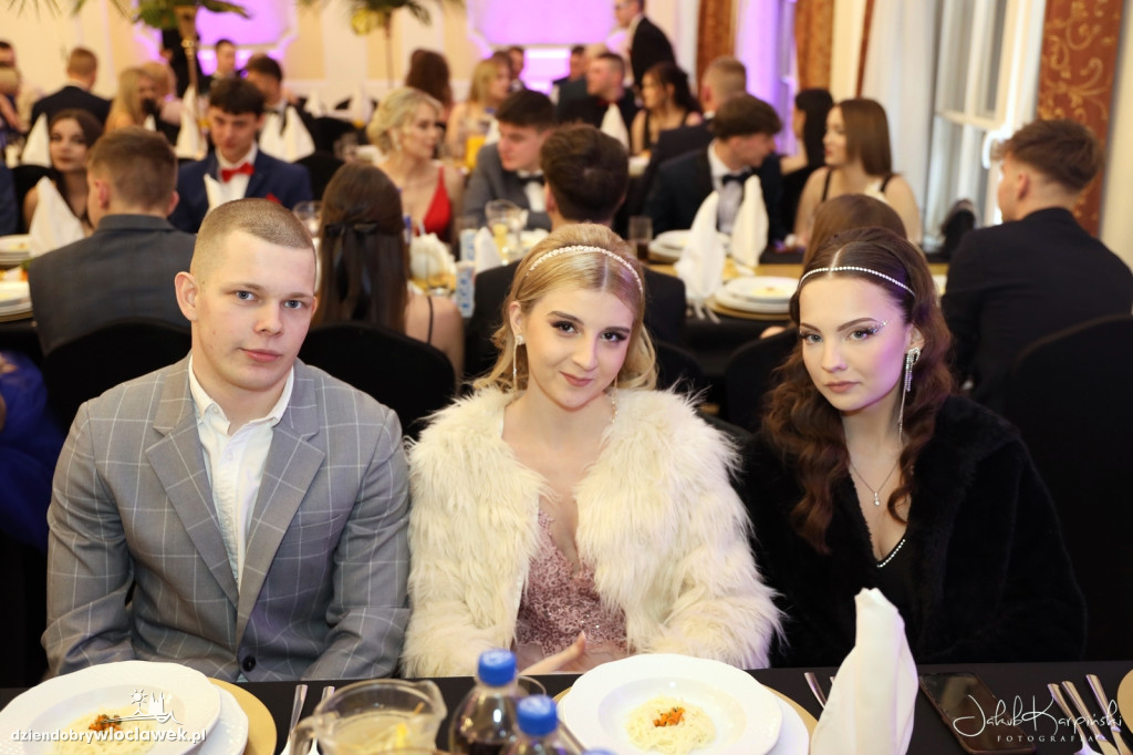 Studniówka Zespołu Szkół Akademickich