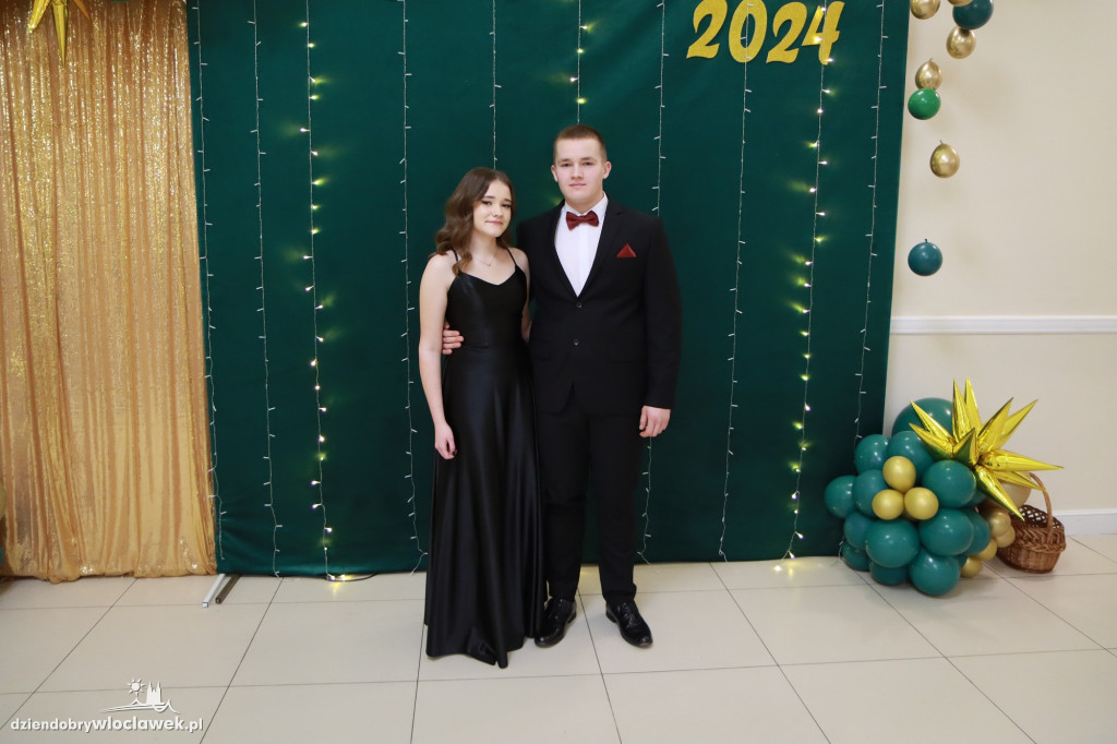 Studniówka Liceum Ogólnokształcącego w Kowalu
