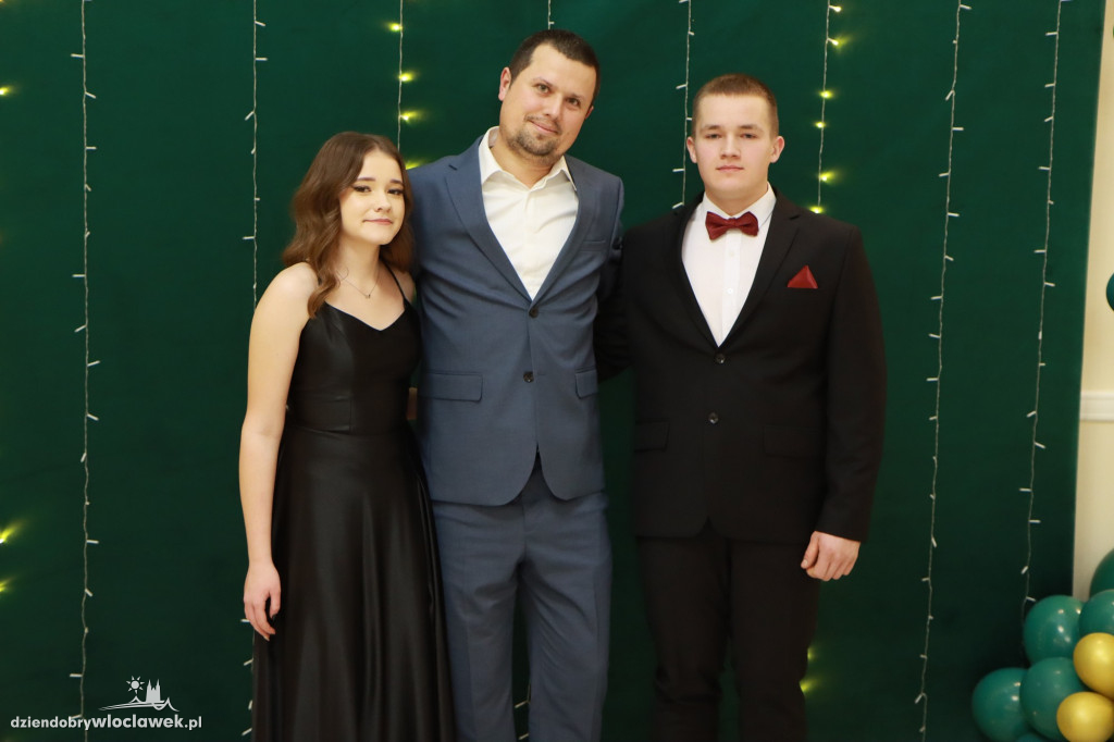 Studniówka Liceum Ogólnokształcącego w Kowalu