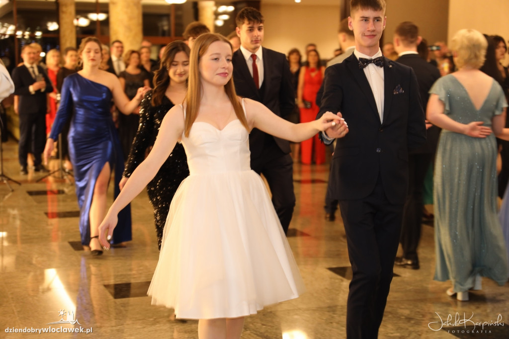 Studniówka Liceum Ziemi Kujawskiej