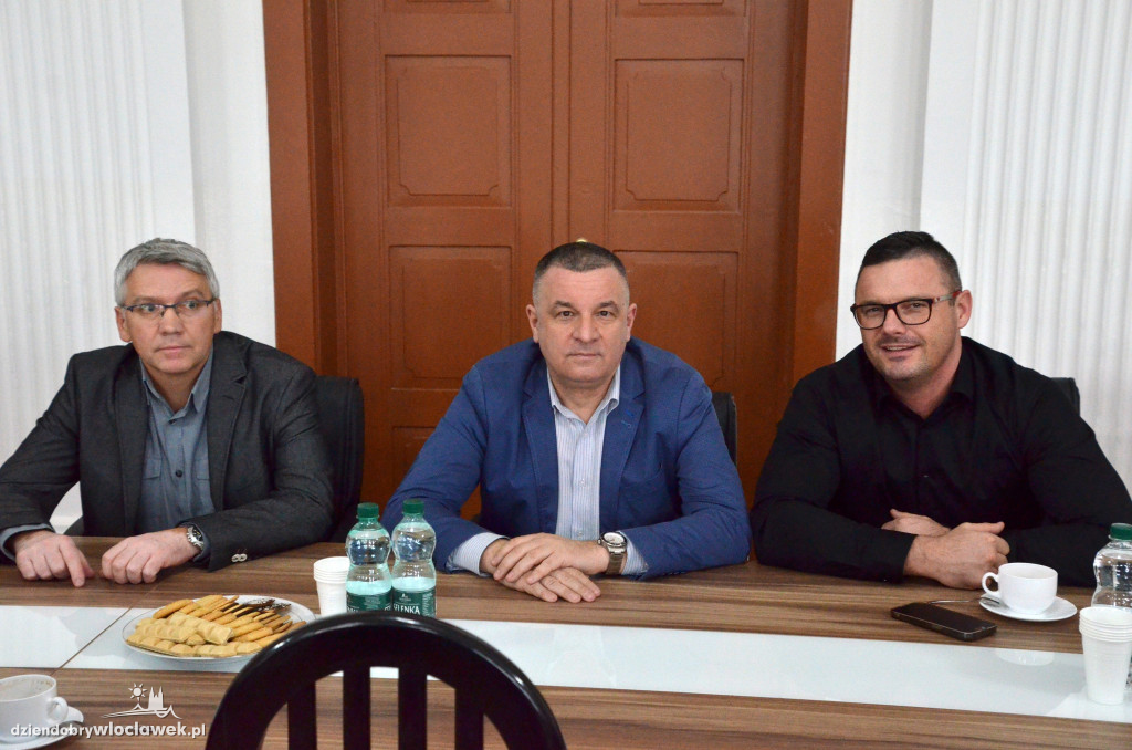 Vouchery dla klubów sportowych w powiecie