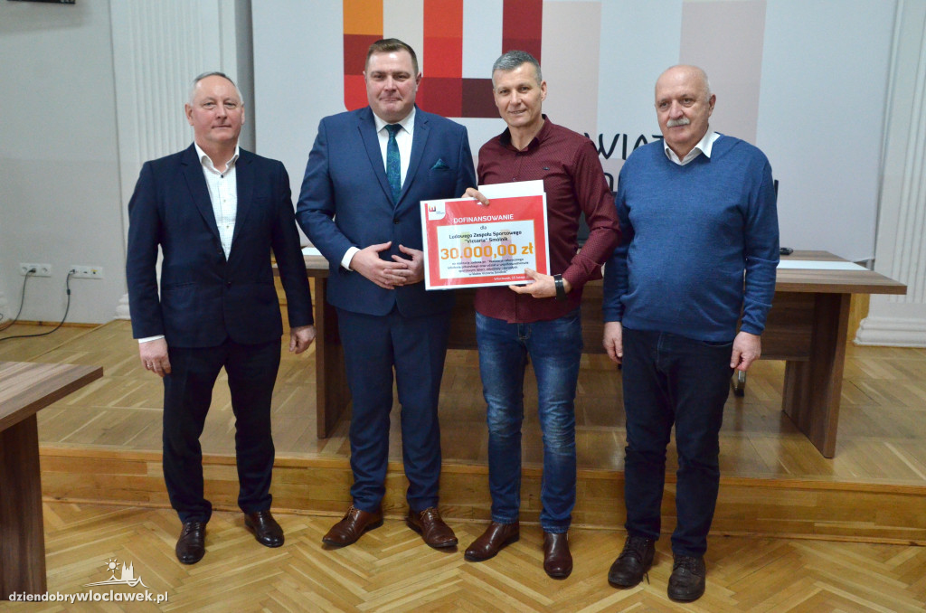 Vouchery dla klubów sportowych w powiecie