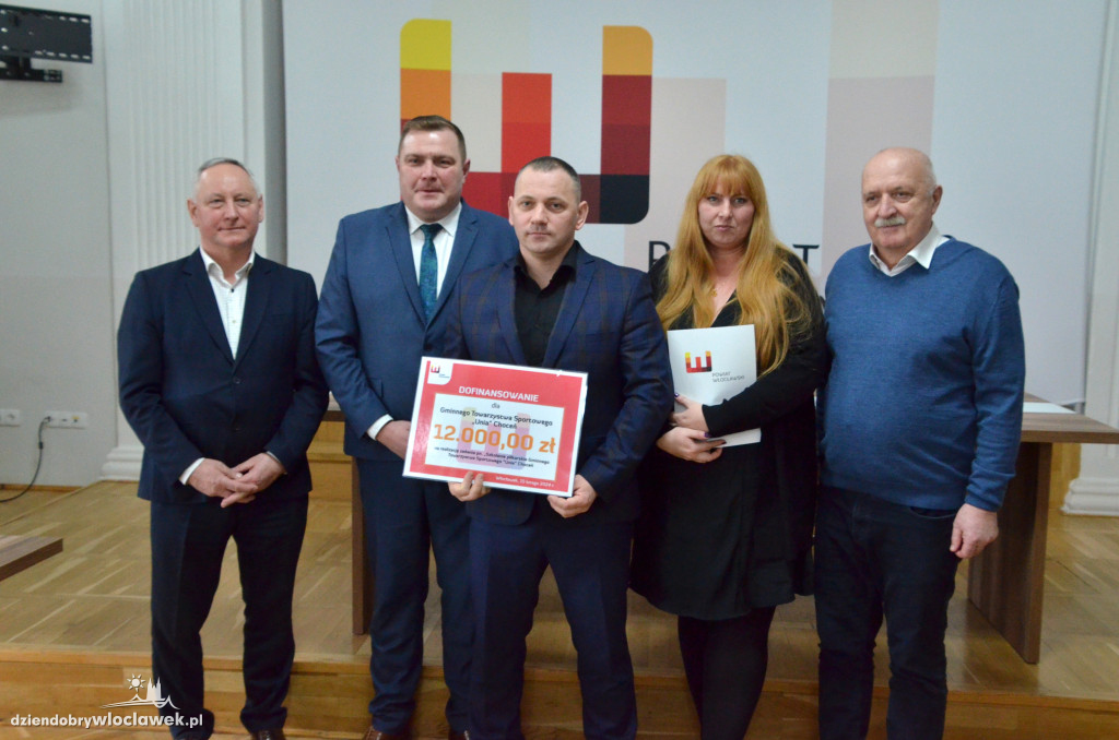 Vouchery dla klubów sportowych w powiecie