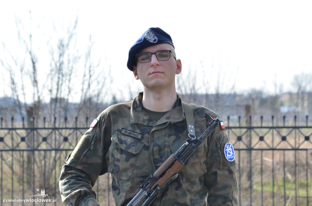 Uroczystość przy Pomniku Sapera