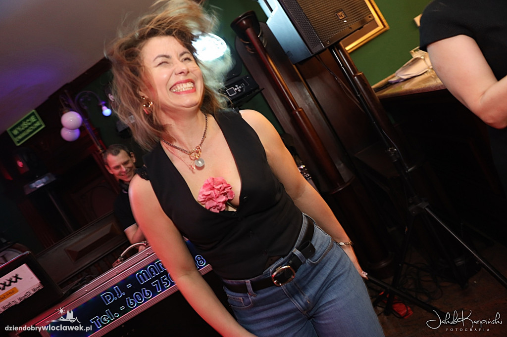 Pink Night tylko dla pań. Pub Pałacu Bursztynowego