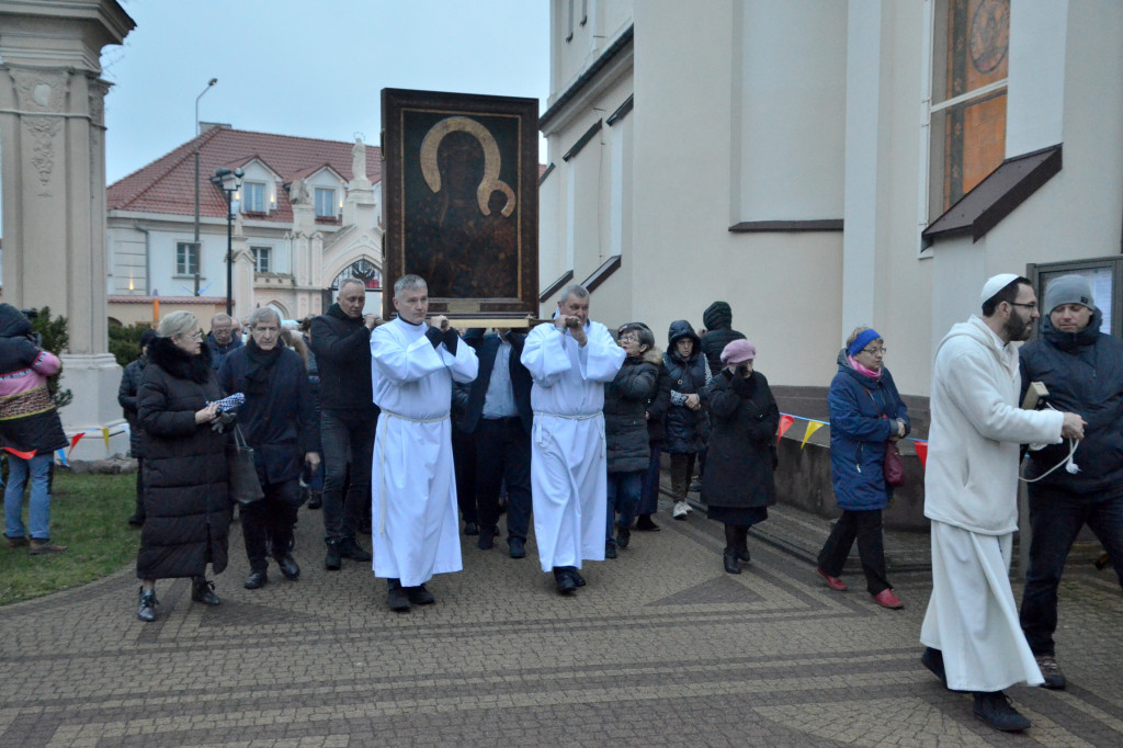 Nawiedzenie w Klasztorze Franciszkanów