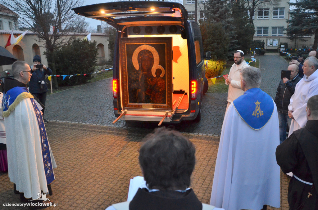Nawiedzenie w Klasztorze Franciszkanów