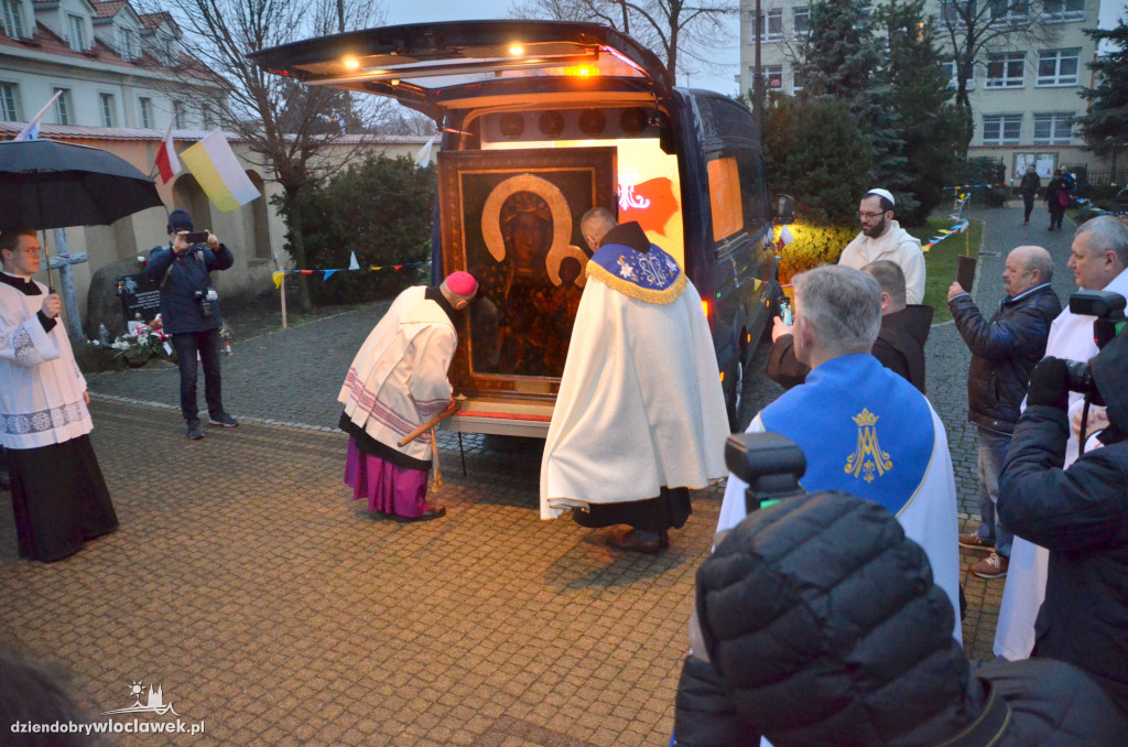 Nawiedzenie w Klasztorze Franciszkanów