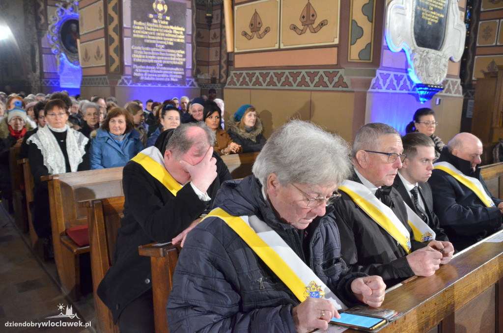 Prymas Polak i kardynał Nycz w katedrze