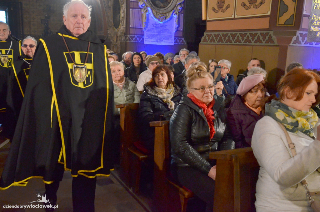 Prymas Polak i kardynał Nycz w katedrze