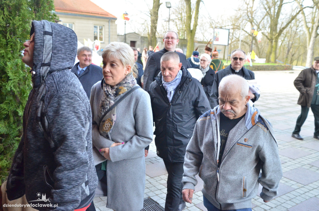 Prymas Polak i kardynał Nycz w katedrze