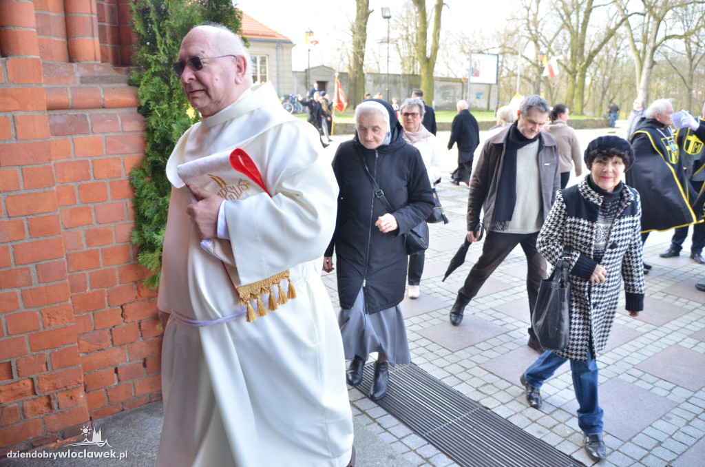 Prymas Polak i kardynał Nycz w katedrze