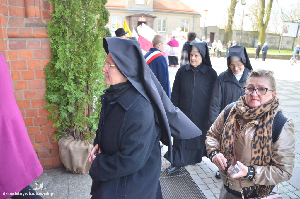 Prymas Polak i kardynał Nycz w katedrze