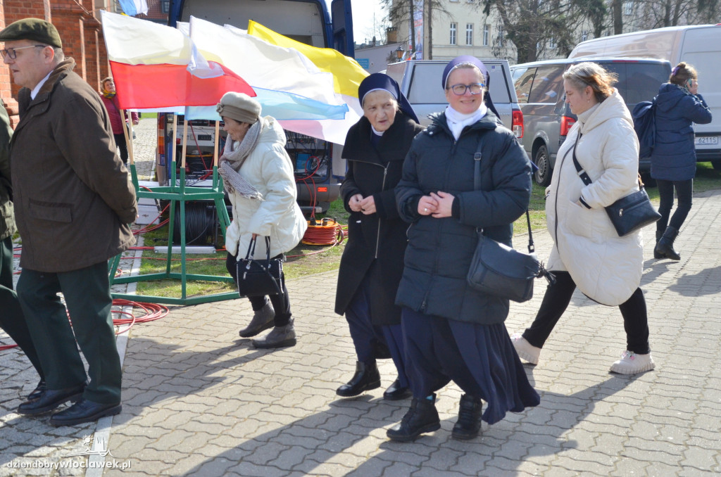 Prymas Polak i kardynał Nycz w katedrze