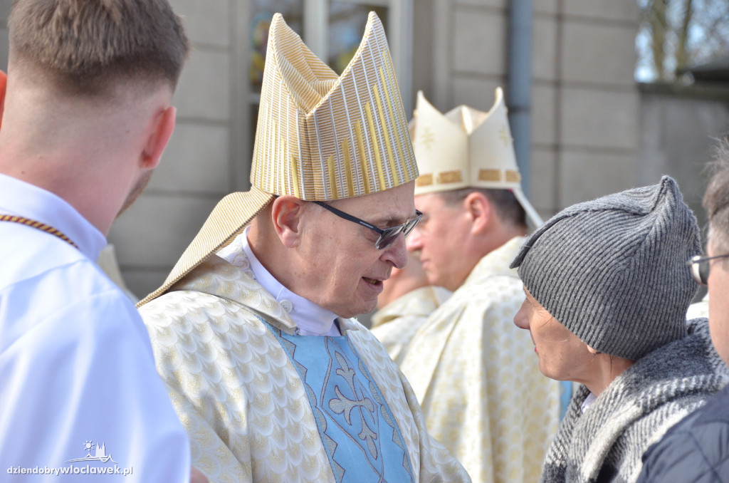 Prymas Polak i kardynał Nycz w katedrze