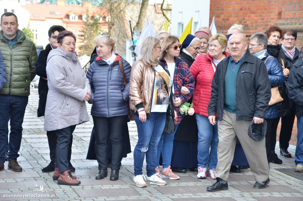 Prymas Polak i kardynał Nycz w katedrze