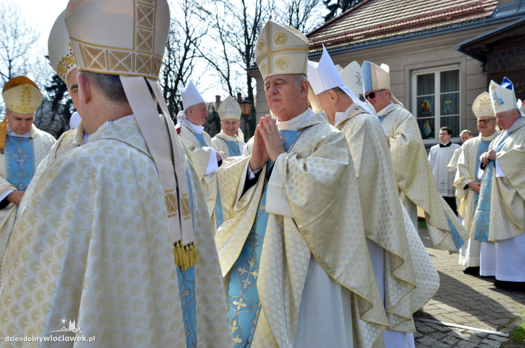 Prymas Polak i kardynał Nycz w katedrze