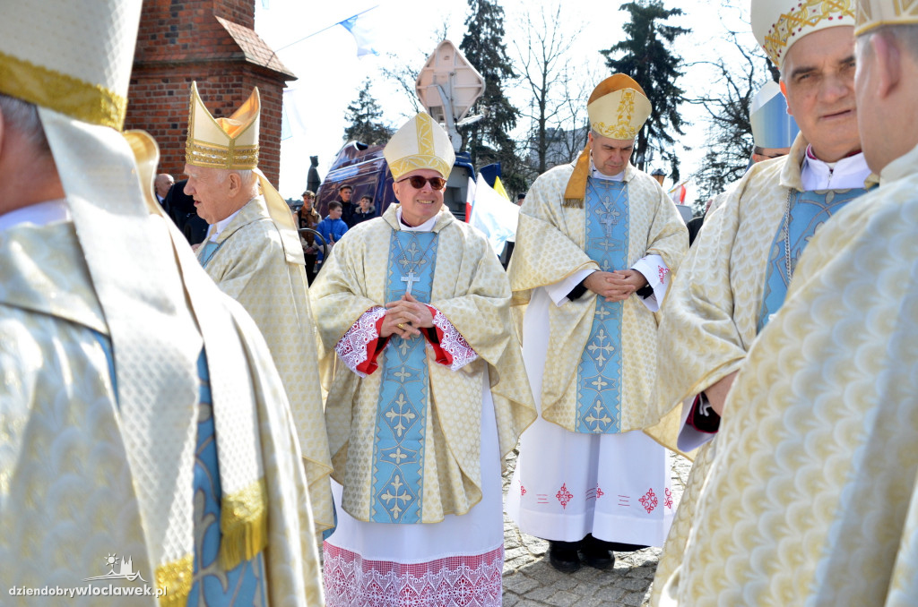 Prymas Polak i kardynał Nycz w katedrze