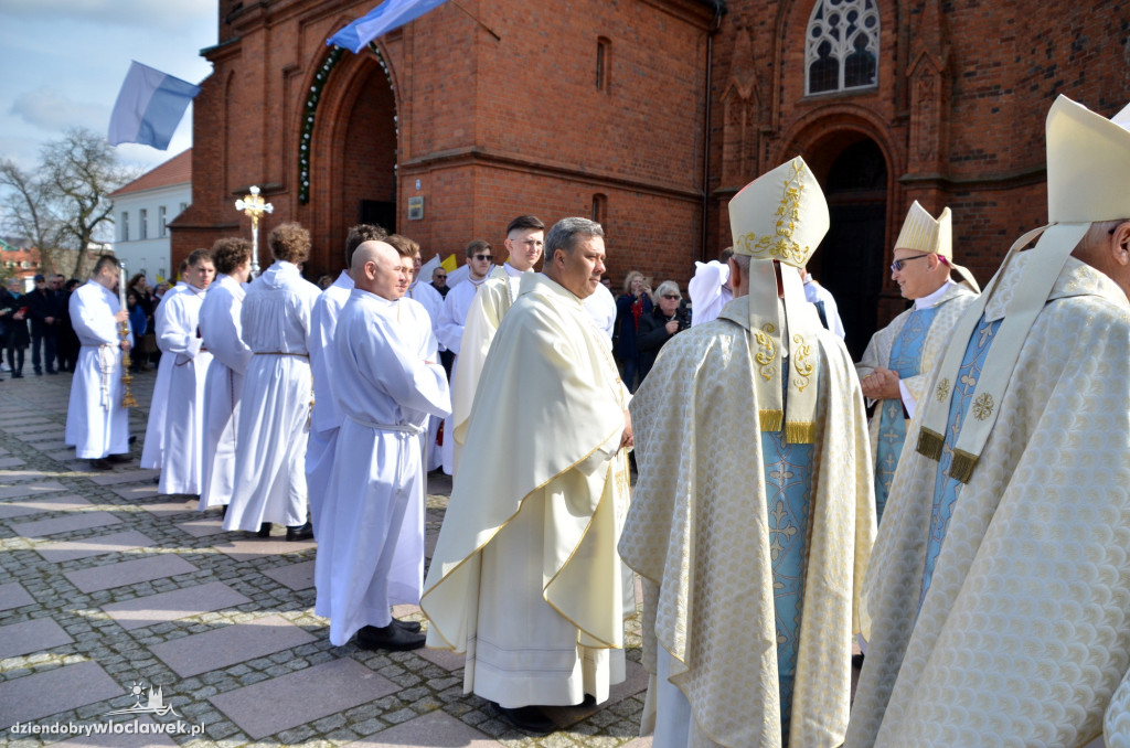 Prymas Polak i kardynał Nycz w katedrze