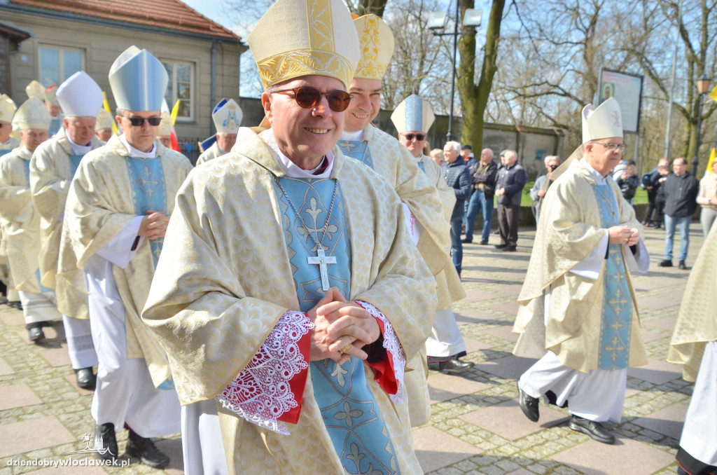 Prymas Polak i kardynał Nycz w katedrze