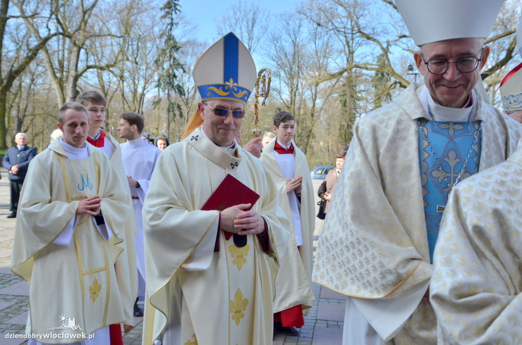 Prymas Polak i kardynał Nycz w katedrze