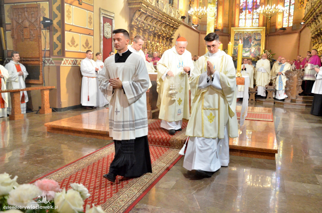 Prymas Polak i kardynał Nycz w katedrze