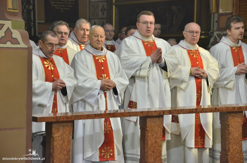 Prymas Polak i kardynał Nycz w katedrze