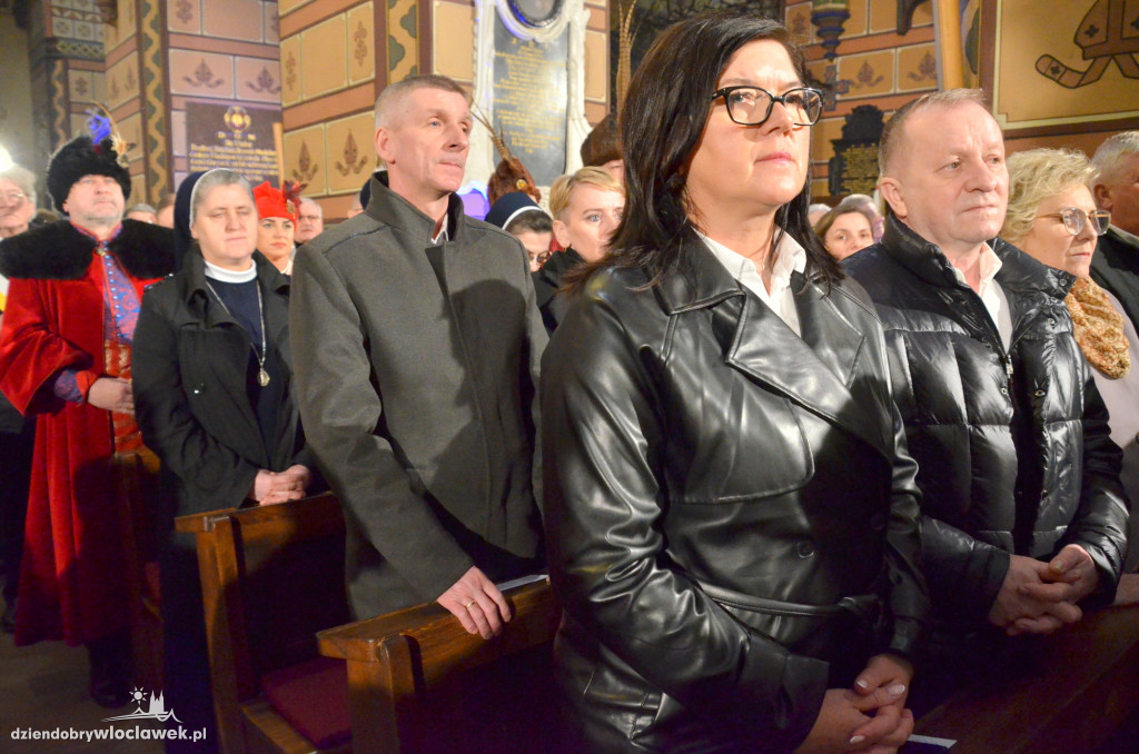 Prymas Polak i kardynał Nycz w katedrze