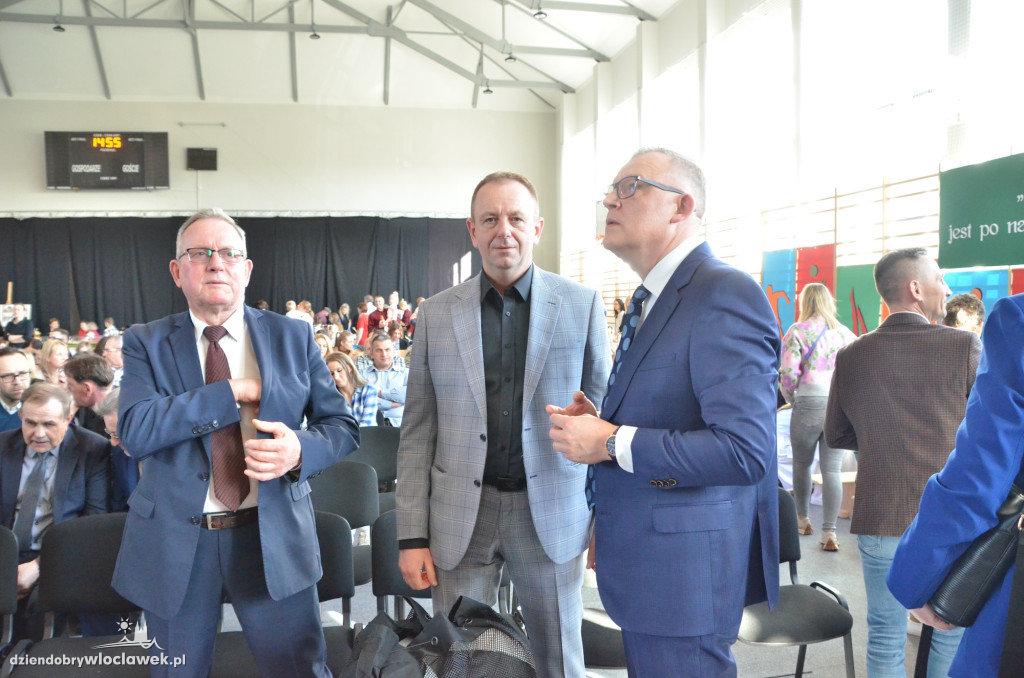 Otwarcie hali sportowej w ZS nr 2 w Brześciu Kuj.