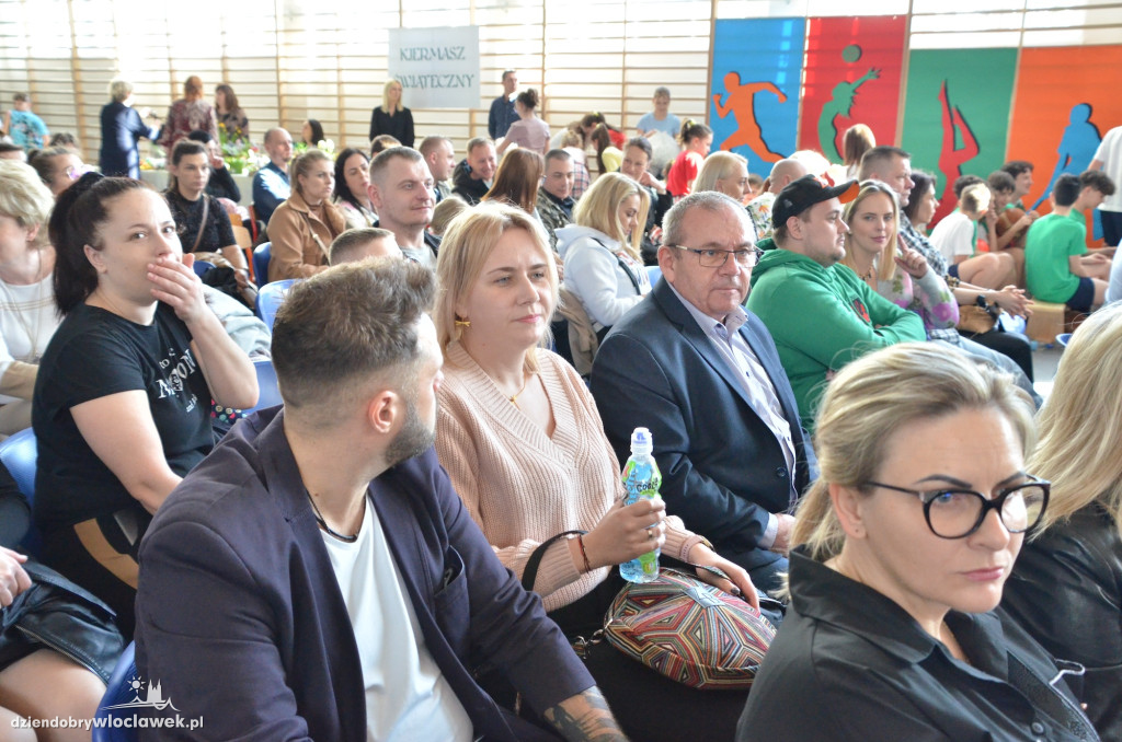Otwarcie hali sportowej w ZS nr 2 w Brześciu Kuj.