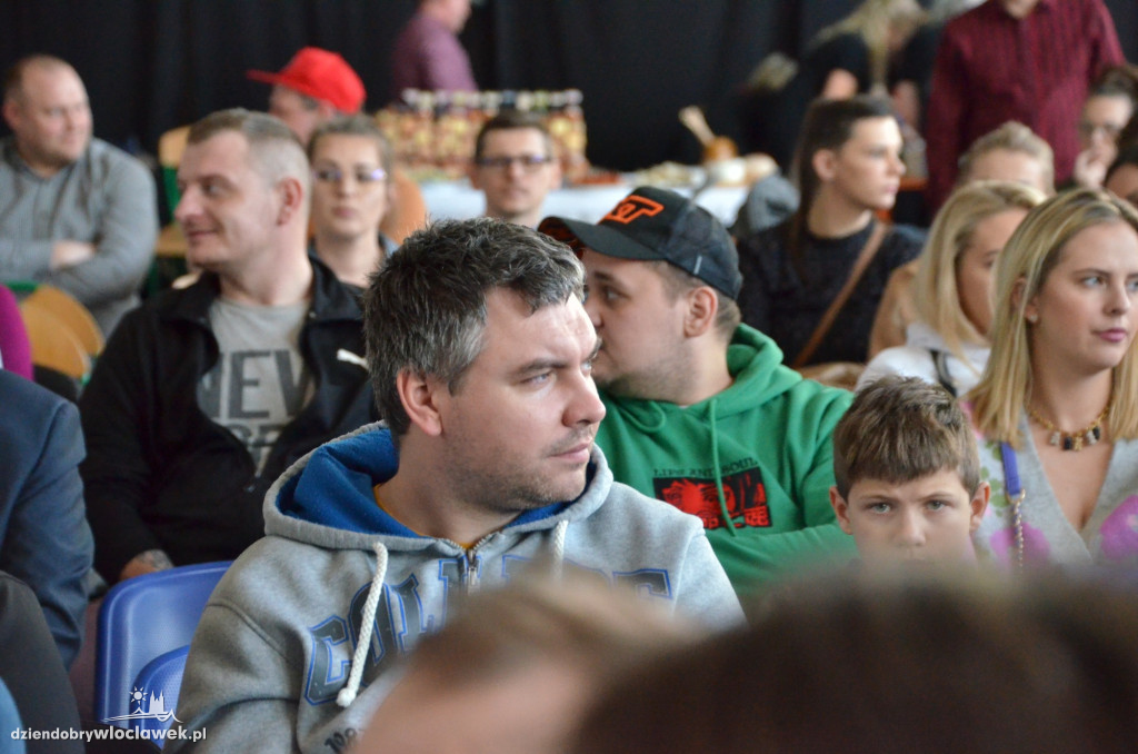 Otwarcie hali sportowej w ZS nr 2 w Brześciu Kuj.