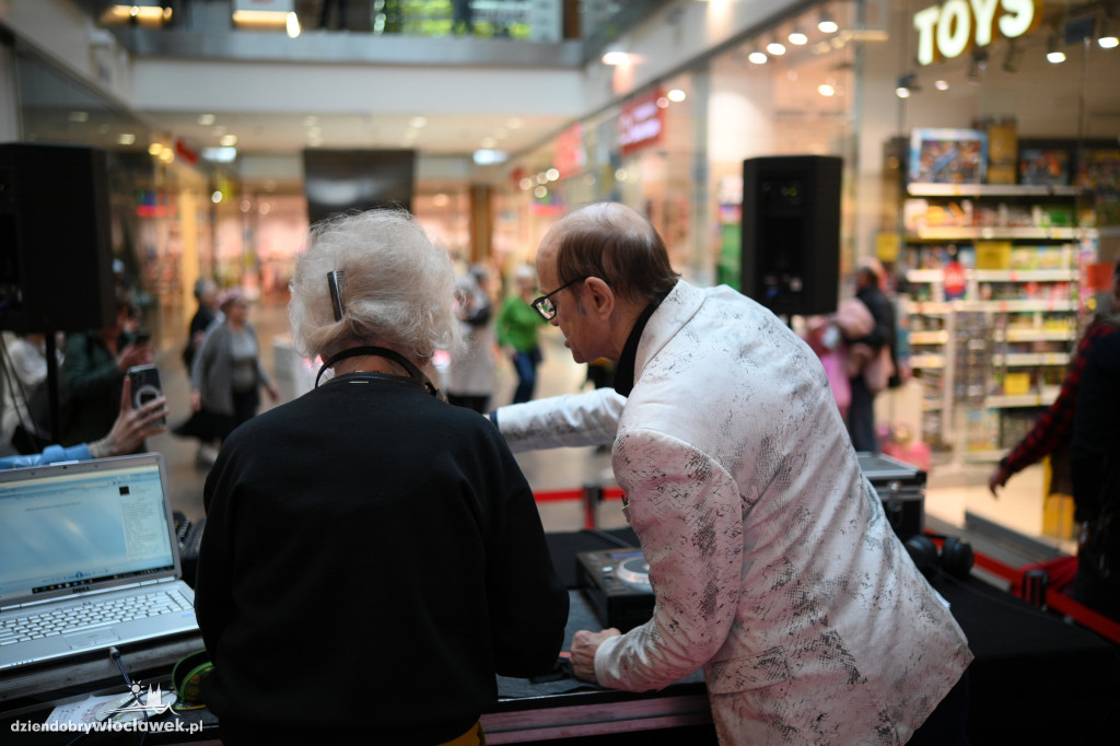 Przywitanie wiosny z Dj Viką