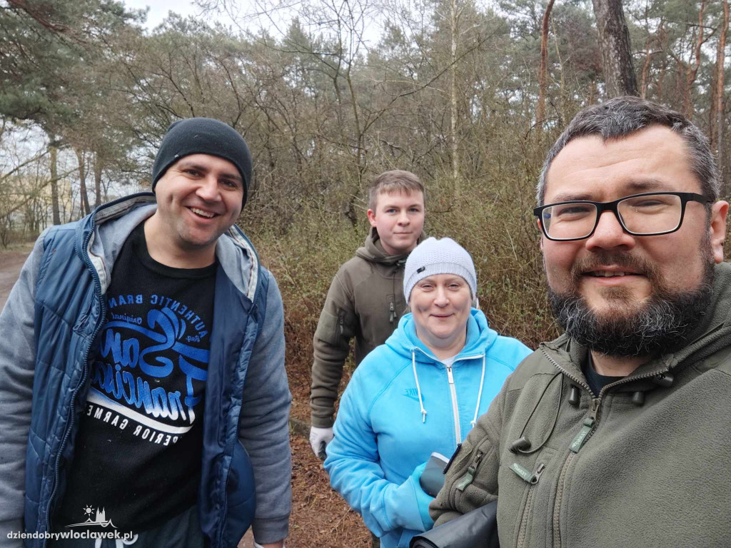 Sprzątanie lasu na os. Południe