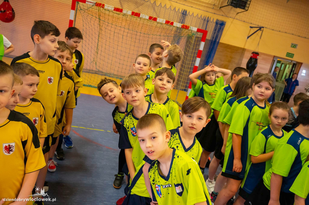 Turniej Piłki Nożnej Halowej “SMYK”