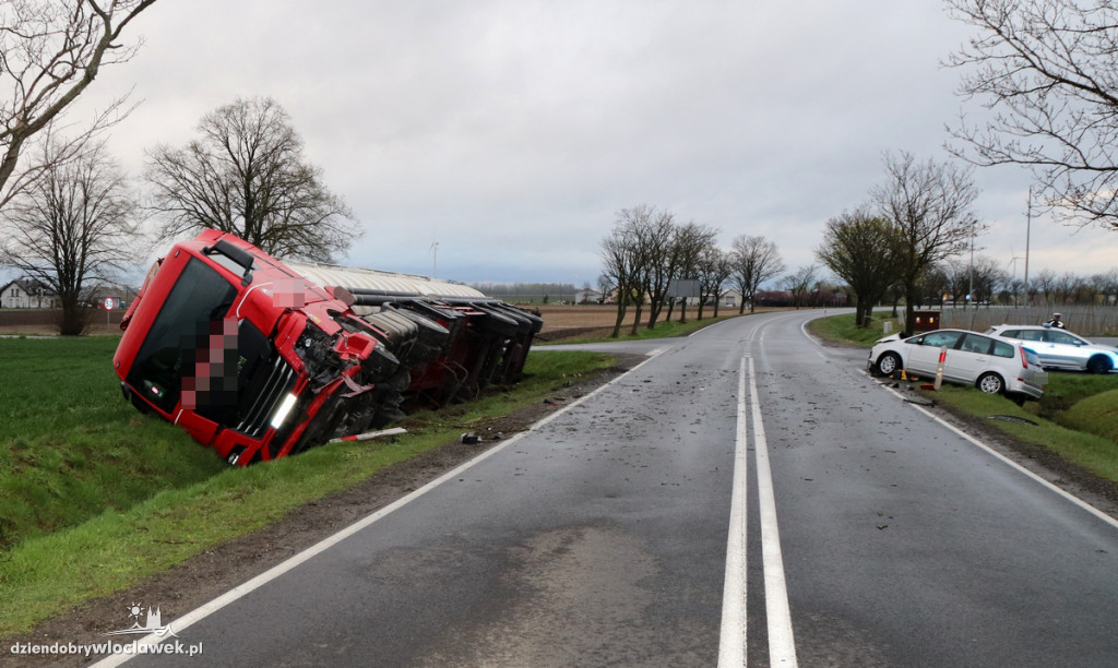 Wypadek na DK62 w Broniewku