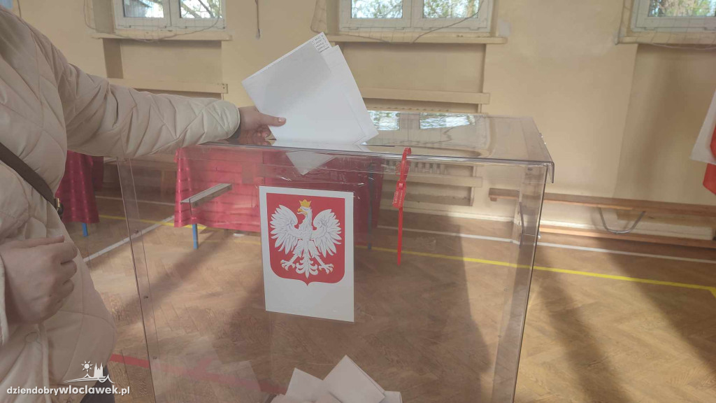 Głosowanie w wyborach samorządowych
