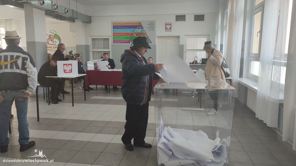 Głosowanie w wyborach samorządowych