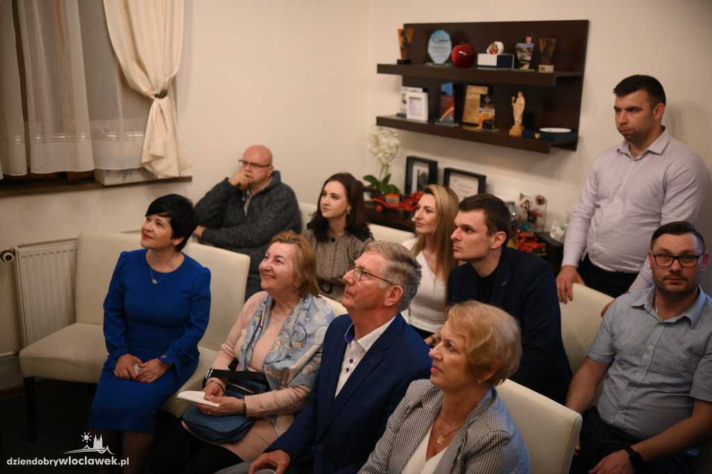 Wieczór wyborczy w biurze poselskim PiS