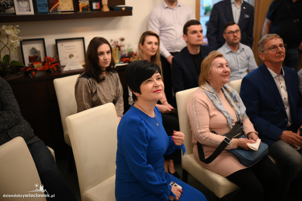 Wieczór wyborczy w biurze poselskim PiS