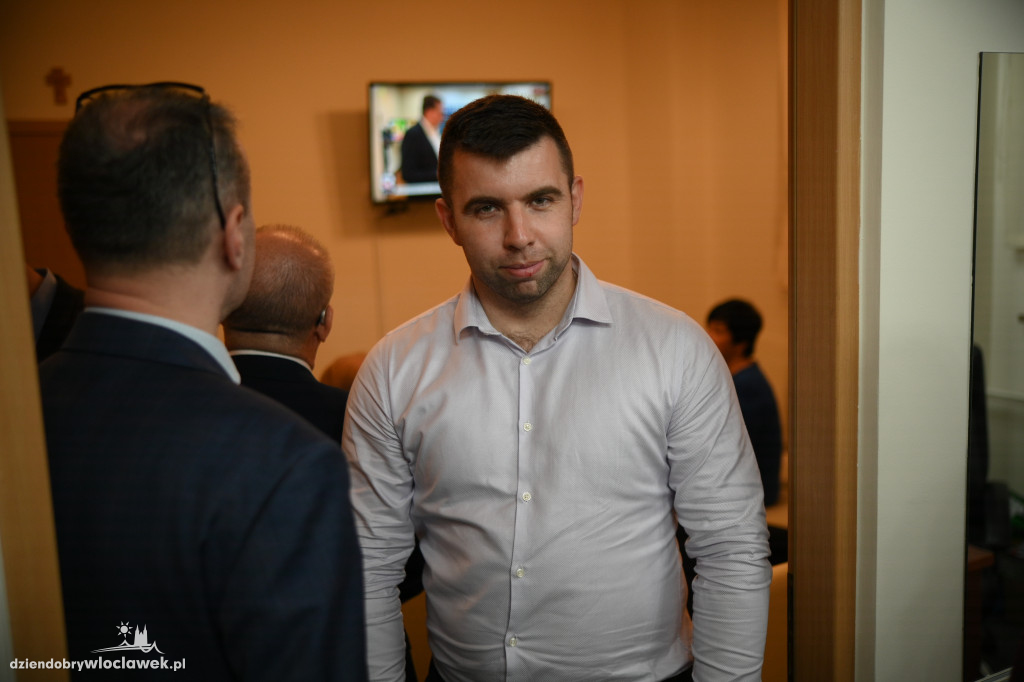 Wieczór wyborczy w biurze poselskim PiS
