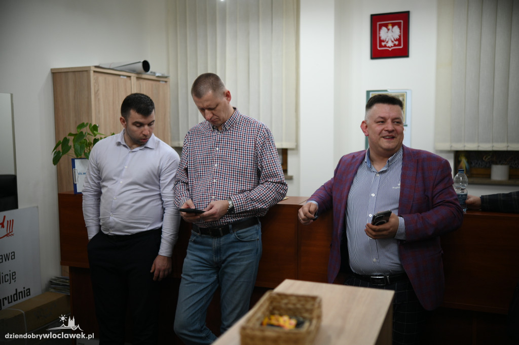 Wieczór wyborczy w biurze poselskim PiS