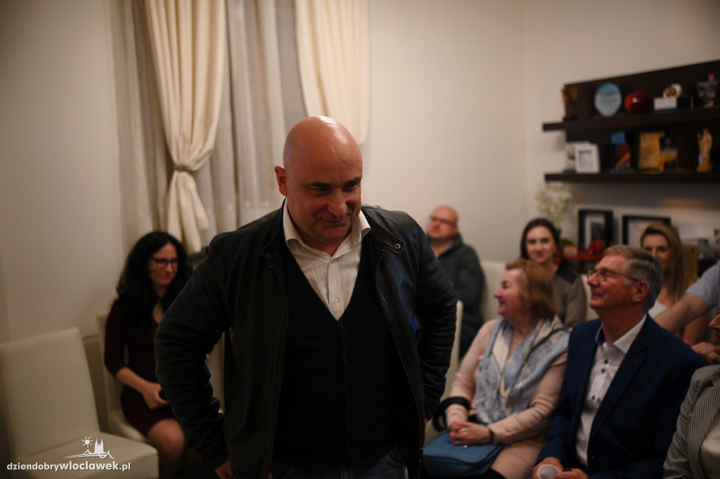 Wieczór wyborczy w biurze poselskim PiS