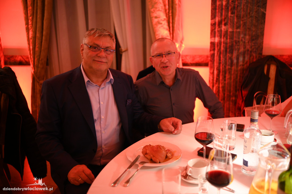 Wieczór wyborczy w Pałacu Bursztynowym