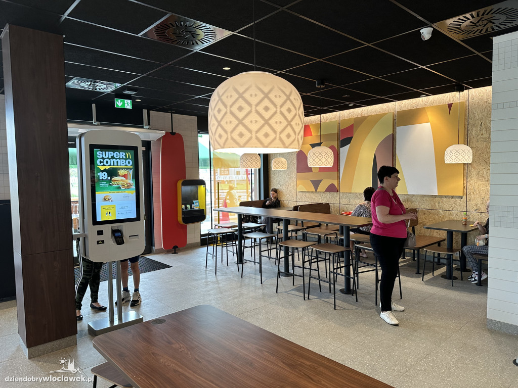 McDonald's przy Witosa już otwarty po remoncie