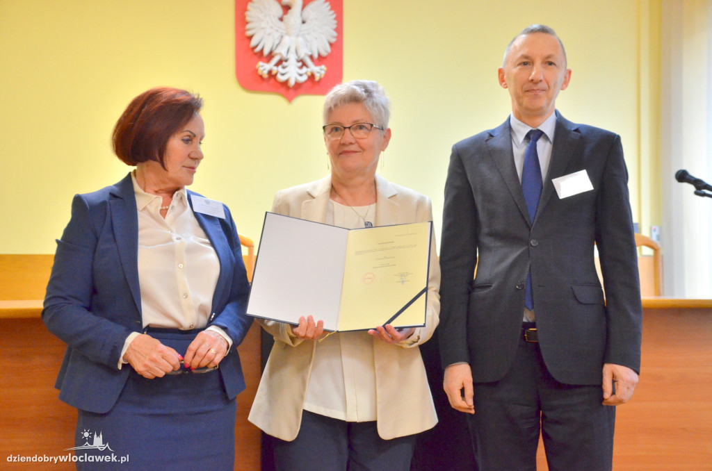 Nowi miejscy radni odebrali zaświadczenia o wyborze